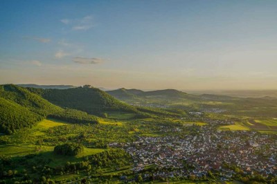 //Sanierungsprojekt mit Baugenehmigung //Denkmalschutz //2 Wohnungen //Sonder-AfA //Förderungen