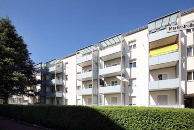 Hübsche 2-Zimmer-Wohnung mit Balkon im Dichterviertel