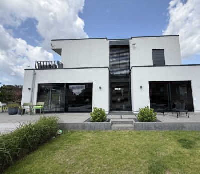 Modernes Haus in begehrter Wohnlage nahe Feld