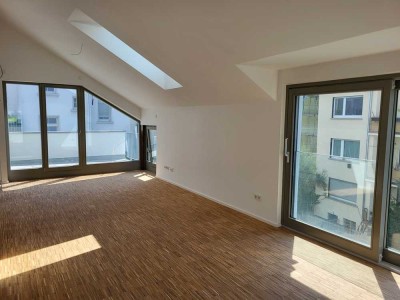 Loft im Paulusviertel: 3-Zimmer Dachgeschosswohnung mit Balkon