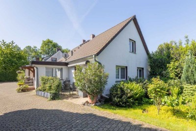 Einfamilienhaus, zwei Wohnungen und fantastisches Grundstück am Kanal in Kolkwitz OT Babow