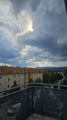 Möblierte 2-Zimmer Dachwohnung mit Balkon in Wiener Neustadt