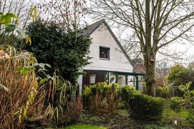 ***  EFH mit WEIDENBLICK - 3 SEITIG FREISTEHEND - AUFSTOCKUNG 2010 - FAMILIENFREUNDLICHE LAGE ***