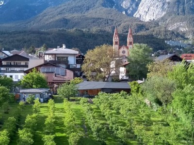 Schöne, ruhige 2 Zimmer Wohnung mit schöner Aussicht in zentraler Lage von Telfs zu vermieten