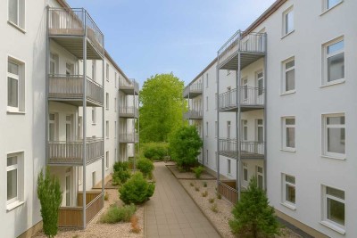 Tolle moderne 2-Zimmer Stadtwohnung mit Balkon im Innenhof