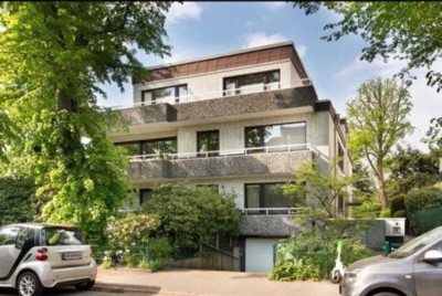 Stylish möblierte Wohnung mit Gartenblick