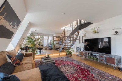 Penthouse-Flair in Neckarau-Maisonette mit Dachterrasse & Stil