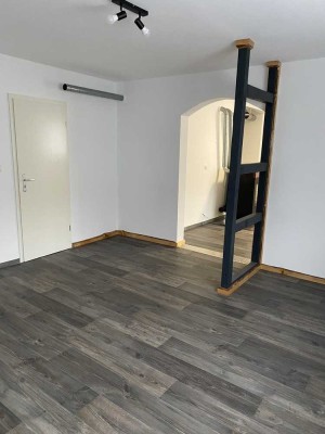 2 Zimmer Wohnung in Weibersbrunn