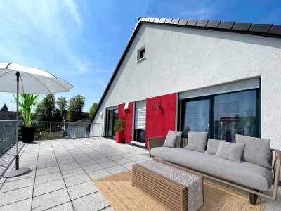 Stilvolle, ruhig gelegene und neuwertige 2-Zimmer-Wohnung mit Dachterrasse und Einbauküche