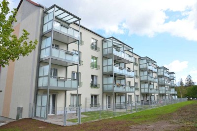 Wir sanieren für Sie! Große 2-Raumwohnung im modernen Stil