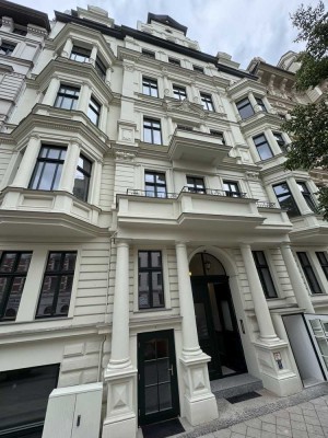 Frisch sanierte Wohnung mit großem Balkon und Aufzug