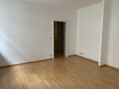 Stilvolle 2-Zimmer-Wohnung mit Einbauküche in Ludwigsvorstadt-Isarvorstadt, München