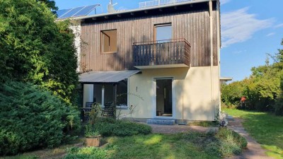 Gartentraum: liebevoll renovierte DHH in M-Untermenzing