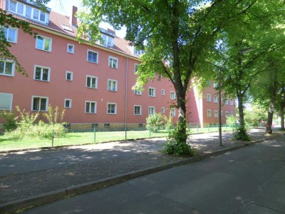 "Kapitalanleger aufgepasst", - Kleine Single-Wohnung unweit dem Tegeler See
***Tageslichtbad***verm