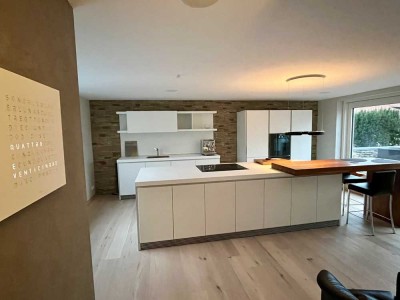 Luxuriöse 3-Zimmer-Wohnung, frisch saniert, in Schriesheim