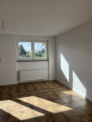 *** Charmante, modernisierte 1,5-  Zi. Wohnung im Herzen von Bonn - Küdinghoven***