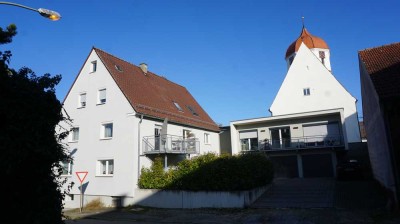 Exklusive 3,5-Raum-Wohnung mit gehobener Innenausstattung mit Balkon und EBK in Ulm-Jungingen