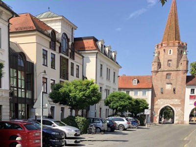 Exklusive elegante  4-Zimmer-Maisonette mit geh. Innenausstattung als Büro oder Wohnung