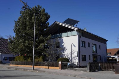 Dachwohnung 4 Zi., 100 m², mit großer Loggia & EBK, nähe BMW-FIZ, hochwertige Ausstattung, Am Hart