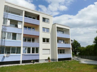 Mietwohnung 3 Zimmer, Balkon, Nähe Schulzentrum