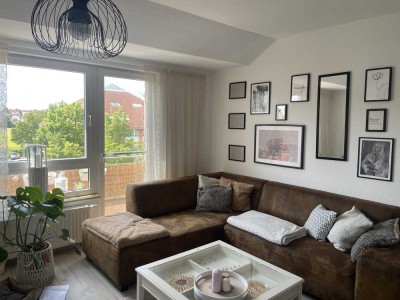 Attraktive 3-Zimmer-DG-Wohnung mit Balkon und Einbauküche in Magdeburg