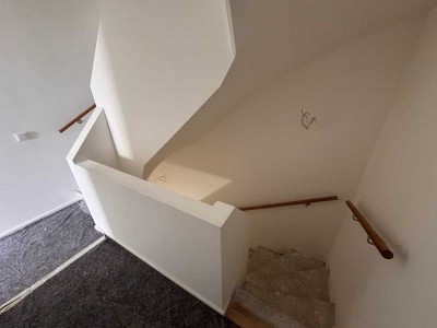 ERSTBEZUG im EIGENEN TOWNHOUSE - ca. 178 m² - 2025: 5-Zi, 4 Etagen, TERRASSE + GARTEN