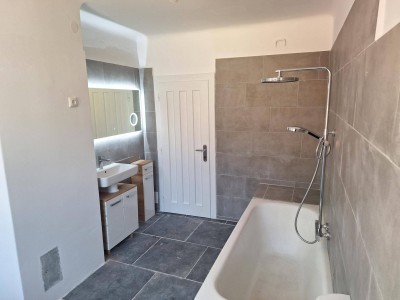 Sanierte Wohnung im Ortskern