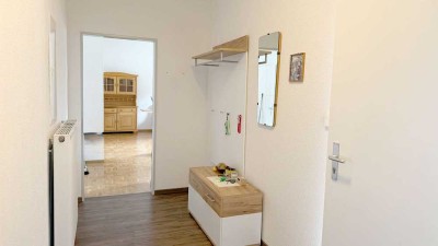 WOLFGANG SODENKAMP /// Großzügige Wohnung mit Terrasse, Garage und viel Komfort