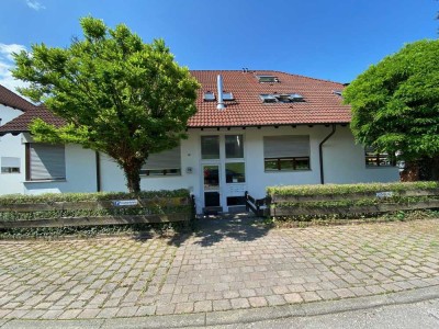 Stilvolle 3-Raum-Maisonette-Wohnung u. großes Studio mit Einbauküche in Wannweil