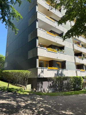 Großzügige 3-Zimmer Wohnung mit Blick in den Park + TG-Stellplatz