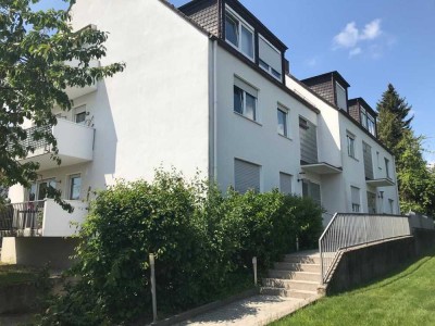 Moderne 2-Zimmer-Wohnung mit Balkon in Kronberg Top-Lage!