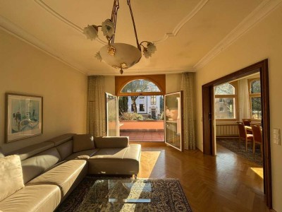 Top Lage - imposante 3 Zimmer Wohnung mit Sauna und Trainingsraum zu vermieten!