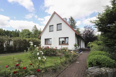 Erholung im Freien: EFH mit Loggia, Terrasse und Garten inkl. Werkstatt in Timmaspe