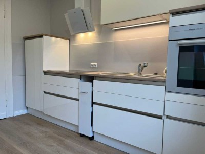 Exklusive in Duisburg-Duissern - Balkon, Einbauküche und Stellplatzoption
