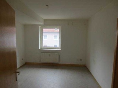 Günstige 2-Raum-Wohnung im 1. OG.