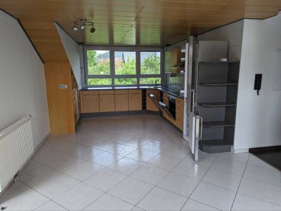 Attraktive 4,5-Zimmer-Wohnung mit Süd-Balkon in Schelklingen