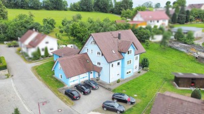 Vermietetes Mehrfamilienhaus mit 4 Einheiten - attraktive Kapitalanlage auf großem Grundstück