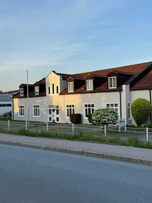 Gehobene 2,5-Zimmer Mansarden-Wohnung mit PP in Schöllnach