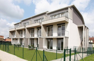 Schöne Maisonettewohnung inkl. Einbauküche und Terrasse - Feldkirchen Audorfsiedlung - Top 06