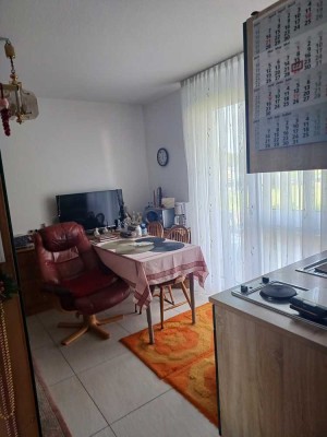Teilmöbilierte 1,5-Zimmer-Wohnung