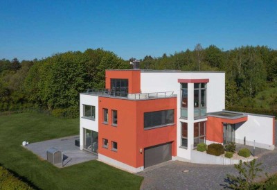TOP Villa im Bauhausstil mit Erdwärme usw.
