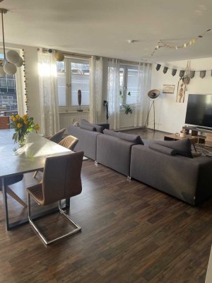 Schöne und zentrale Wohnung für Paare