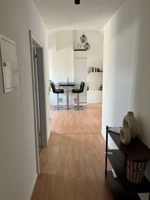 Helle 2-Zimmer Dachgeschosswohnung in Neheim