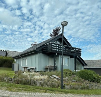 Freistehendes Einfamilienhaus mit Garten und Sauna