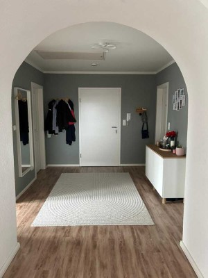 2,5 Zimmerwohnung direkt an der Elbe