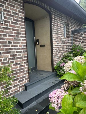 Helle 5 Zimmer-Wohnung mit Balkon in der beliebten Vogelsiedlung in Moers Hülsdonk