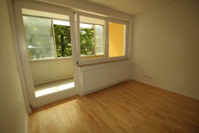 Sonnige Wohnung in der City von Bochum mit Balkon und EBK