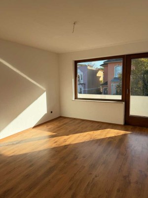 Helle 3-Zimmer Wohnung mit Balkon in Neumünster Innenstadt