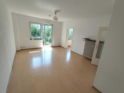 35 m² - 1-Zimmer + Balkon