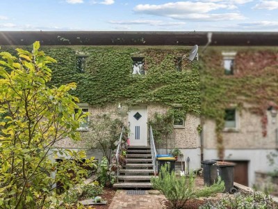 Gepflegtes Reihenmittelhaus mit Balkon und schönem Garten im idyllischen Hohen Neuendorf
